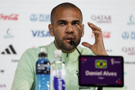 L'Audiència de Barcelona manté Alves en presó preventiva i sense fiança