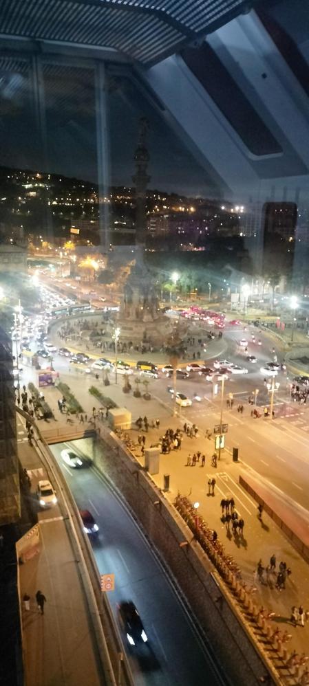 El Moll de la Fusta desde dentro de la noria.