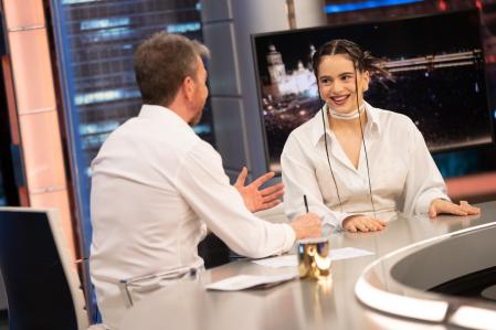 Singer Rosalia and Pablo Motos on tv show 