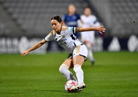 PARIS, FRANCE - DECEMBER 14: Claudia Zornoza of Real Madrid takes a shot during the UEFA Women's Champions League group stage match between Paris FC and Real Madrid CF at Stade Charlety on December 14, 2023 in Paris, France. (Photo by Franco Arland/Getty Images)