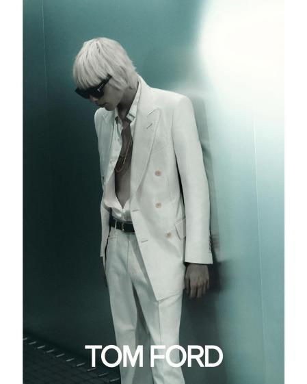 Tom Ford apuesta por la americana entallada y pantalones de silueta recta