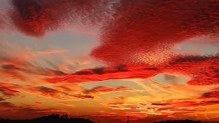Captando los colores y las formas del cielo desde Granollers.