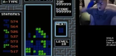 Un niño de 13 años logra llegar al final del Tetris por primera vez en la historia 