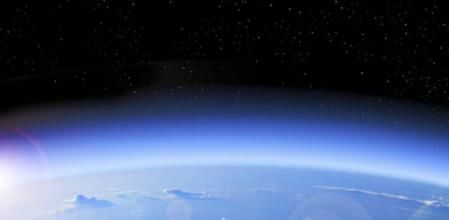 Vista de la Tierra desde el espacio, el planeta azul (Terceros)