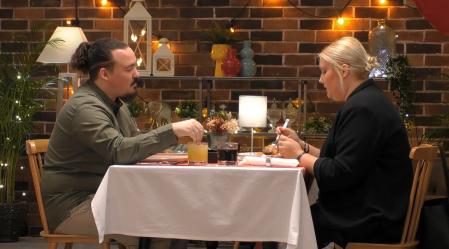 Pablo y Sofía en 'First Dates'