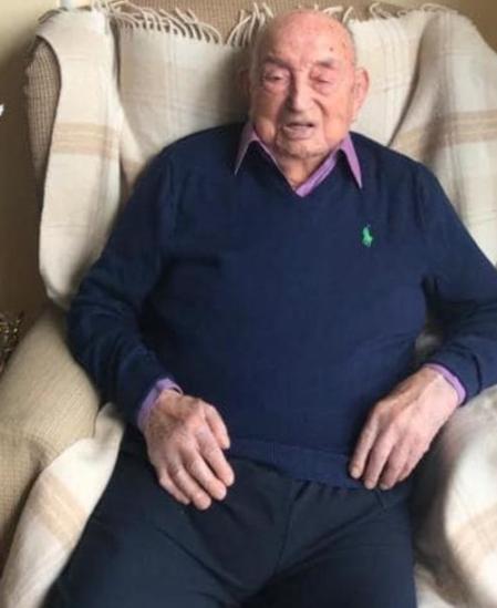 José, retratado el día de su 104º cumpleaños