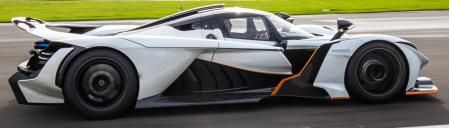 Praga Bohema, el radical superdeportivo para impresionar por carretera y exprimirlo en circuito.