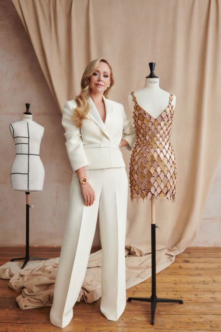 Tamara Ralph ha sabido conectar su mundo de alta costura, sus brillos, colores y texturas, con la alta relojería