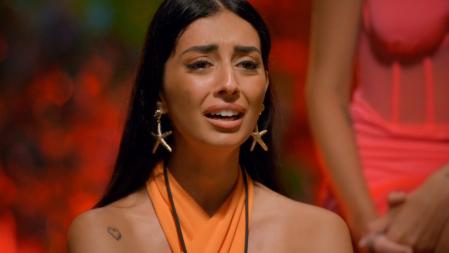 Marieta no pudo soportar ver a Álex tan cerca de Gabriela, aunque ella misma hubiese caído en la tentación con Sergio.