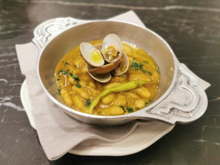 Fabas de Laxe con almeja rubia