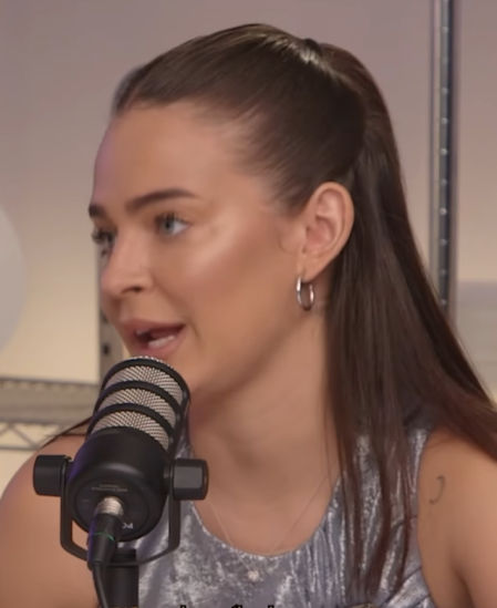 Laura Escanes acudió como invitada al podcast de 'La Pija y la Quinqui'.