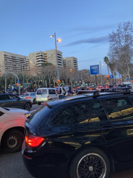 Colapso circulatorio en Barcelona durante la tractorada.