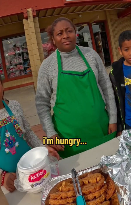 Garza le explica que no tiene dinero para darle