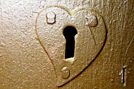 Corazón en un armario del siglo XVIII, en el monasterio de Pedralbes.