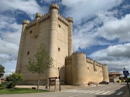 Castillo de Fuensaldaña