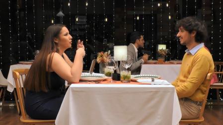 Paola y Enrique en 'First Dates'