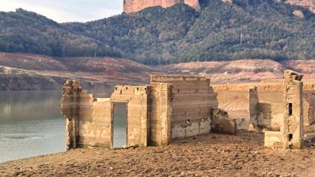 Sequía en el pantano de Sau.