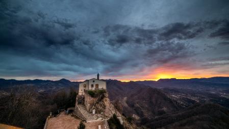 Amanecer en Bellmunt.