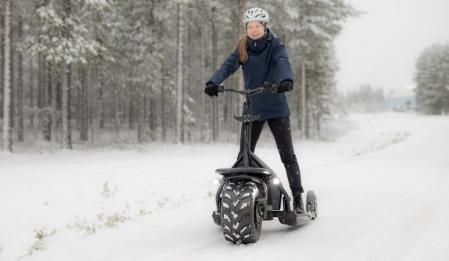 Skick, el poderoso patinete eléctrico capaz de llevarte por cualquier tipo de terreno.