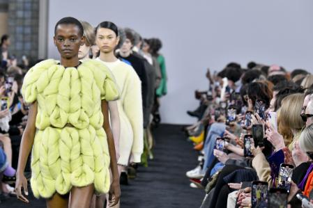 Desfile de JW Anderson en Londres
