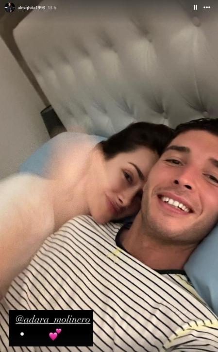 Adara compartió esta romántica imagen con su pareja, el entrenador personal Álex Ghita.