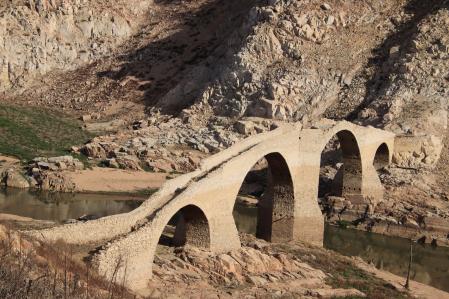 El puente de Querós.