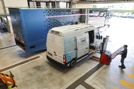 Una vez finalizado el Gran Premio, el desmontaje del box y la recogida del material deben realizarse con la máxima celeridad