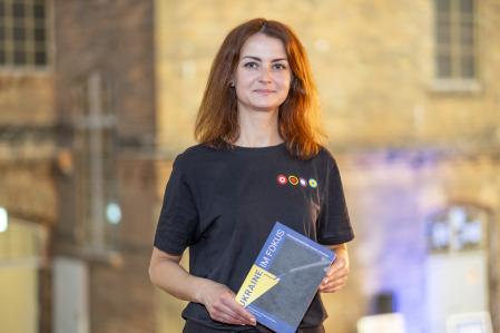 FOTO IGNACIO RODRIGUEZ 19/02/2024. FOTOGRAFIAS DE OKSANA POTELCHAK (GERMAN-SCANDINAVIAN SCHOOL, BERLIN) QUIEN VIVE EN BERLIN. FOTOGRAFIAS DURANTE EL EVENTO CAFE KYIV, ENCUENTRO DE UCRANIA CON EUROPA. BERLIN, ALEMANIA.