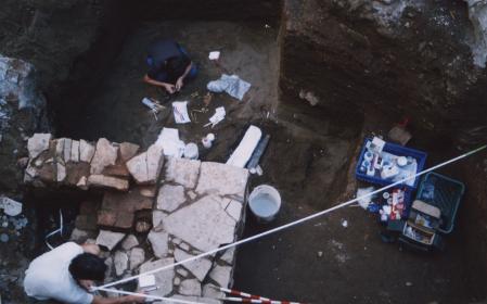 Excavación arqueológica de los restos de la medina de Istibuna.