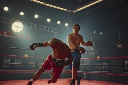 Del entorno aristócrata a combates de boxeo ilegales.