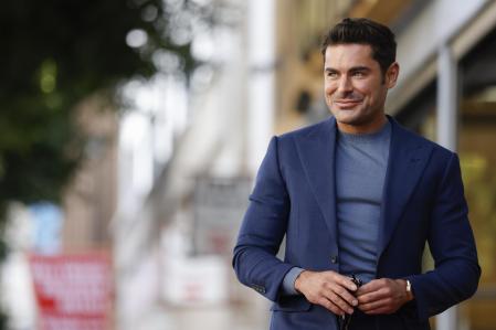 Los Angeles (Usa), 11/12/2023.- US actor Zac Efron attends a Hollywood Walk of Fame star ceremony in his honor in Los Angeles, California, USA, 11 December 2023. EFE/EPA/CAROLINE BREHMAN 21737619