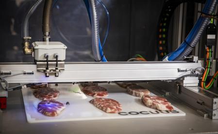 Chuletas de la empresa Cocuus, impresas con complementos vegetales