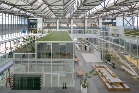 Imagen del interior de DFactory en el Consorci de la Zona Franca, Barcelona