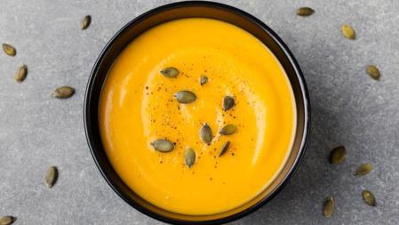 Cómo hacer crema de calabaza al curry