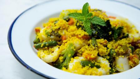 La receta de cuscús con calamar y verduras más deliciosa