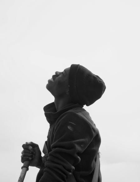 Samba, de Senegal, en pleno trabajo.