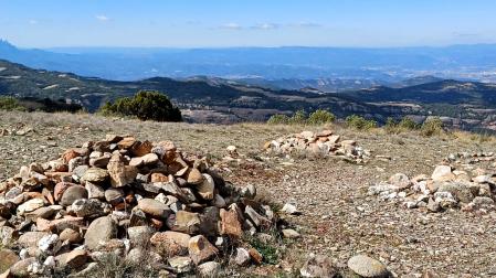 Laberinto y chorten del Montcau