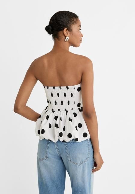 Top de estampado de lunares de Stradivarius