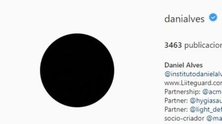 La foto de perfil que tenía Alves en Instagram