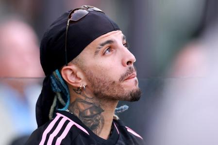 FORT LAUDERDALE, FLORIDA - JULY 25: Singer Rauw Alejandro looks on prior to the Leagues Cup 2023 match between Inter Miami CF and Atlanta United at DRV PNK Stadium on July 25, 2023 in Fort Lauderdale, Florida. Hector Vivas/Getty Images/AFP (Photo by Hector Vivas / GETTY IMAGES NORTH AMERICA / Getty Images via AFP)