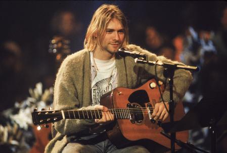 Kurt Cobain, durante la grabación del 'MTV Unplugged' de Nirvana