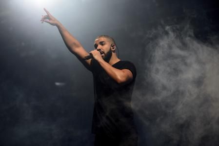 El cantante canadiense Drake denunció el año pasado al autor de una canción que clonó su voz