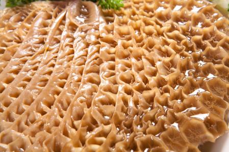 La tripa de ternera es el ingrediente principal de los callos