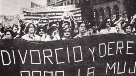 Manifestación a favor del divorcio antes de su aprobación