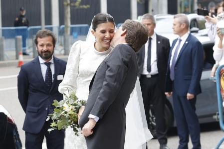 Teresa Urquijo y José Luis Martínez-Almeida ya son marido y mujer