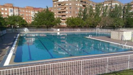 Imagen de  una de las piscinas del CDM de Peñuelas, en Madrid.
