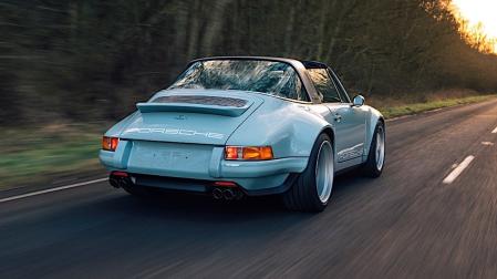 Por qué solo la transformación de este Porsche clásico cuesta casi medio millón de euros.