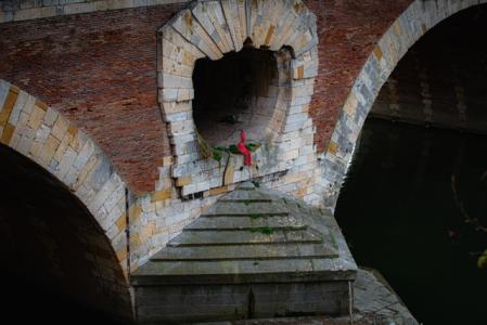 Obra de James Colominas en Tolosa.