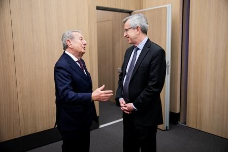 Javier Godó, conde de Godó y presidente editor de 'Guyana Guardian', conversa con Joan Massagué