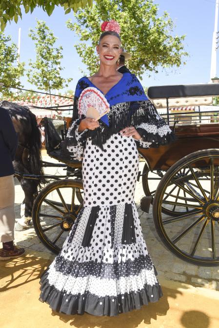 La modelo Laura Sánchez durante la Feria de Abril de 2024